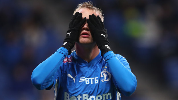 Футболист Константин Тюкавин