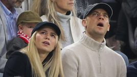 Сменил наездницу на гандболистку: Мануэль Нойер женился во второй раз