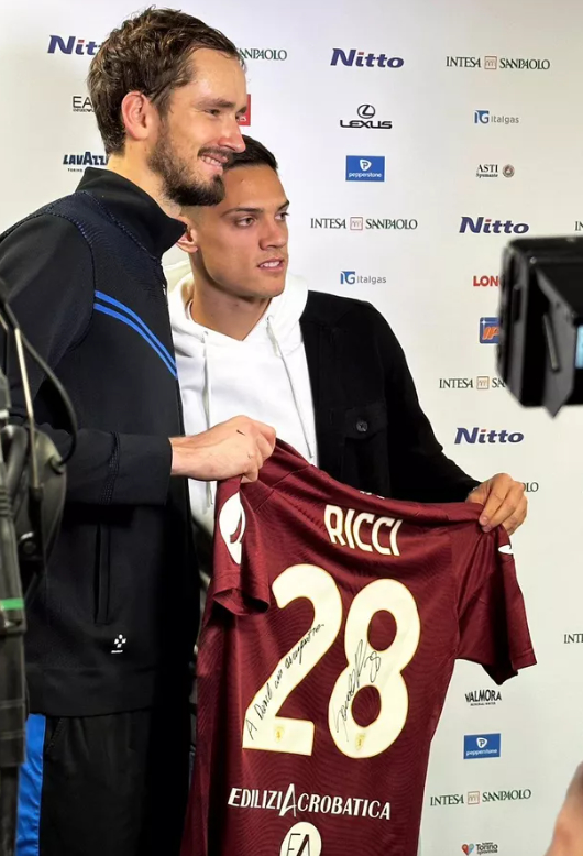 Даниил Медведев и Самуэле Риччи.