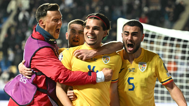 Футболисты сборной Румынии.