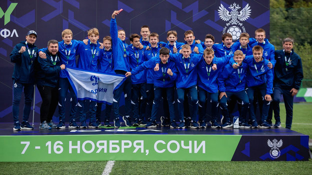 Футболисты «Динамо-Алтайский край».