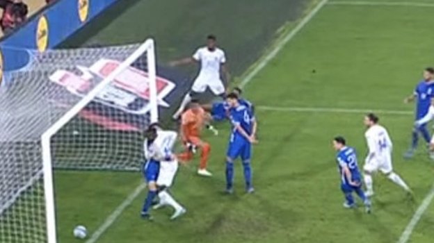 Спорный момент, который раскритиковал Антуан Гризманн.