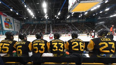 Хоккеисты «Северстали».