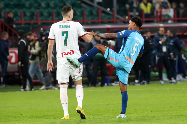 Артем Дзюба и Вильмар Барриос. Артем Дзюба и Вильмар Барриос