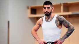 Илия Топурия — единственный топ UFC, кто использует вино для весогонки. «Оно помогает согнать 1 кг»