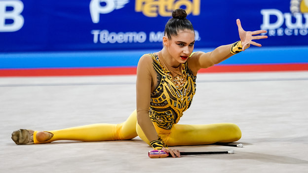 Влада Никольченко.