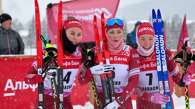 Алена Баранова (слева), Анастасия Фалеева и Елизавета Пантрина.