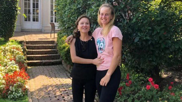 Людмила Самсонова и ее мама Светлана. Теннисистка Людмила Самсонова и ее мама Светлана