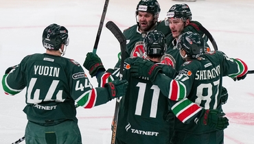 Хоккеисты «Ак Барса».