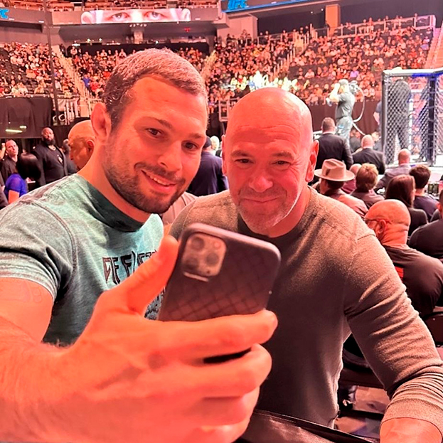 Эдуард Вартанян и Дана Уайт.