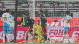 Мороз и «Локо» свергли «Зенит» с престола. У Дзюбы — голевой пас