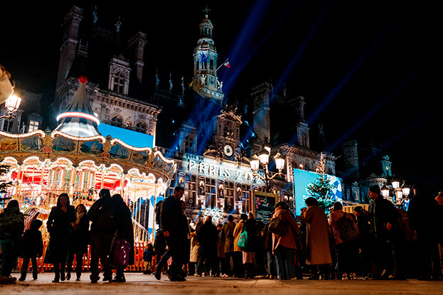 Улицы Парижа в символике предстоящих Олимпийских игр.