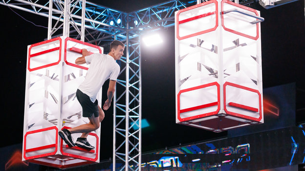 Алишер Назаров.