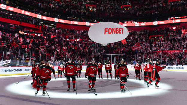 Хоккеисты «Авангарда».