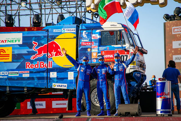 Дмитрий Сотников, Руслан Ахмадеев и Ильгиз Ахметзянов. Дмитрий Сотников, Руслан Ахмадеев и Ильгиз Ахметзянов