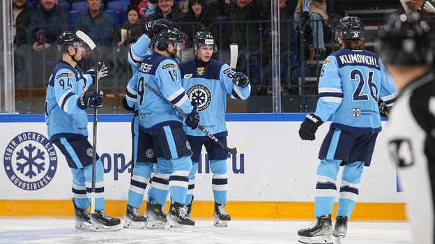 Хоккеисты «Сибири».