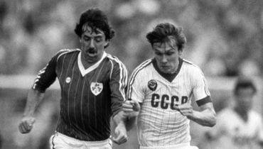 12 сентября 1984 года. Дублин. Ирландия — СССР — 1:0. Сергей Родионов против Марка Лоуренсона.