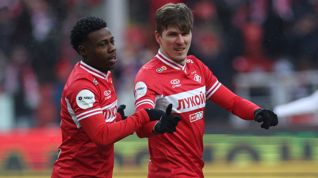 Квинси Промес и Александр Соболев