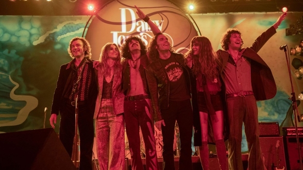 Кадр из сериала «Дейзи Джонс и The Six»