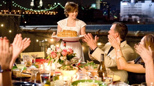 Кадр из фильма «Джули и Джулия: Готовим счастье по рецепту»