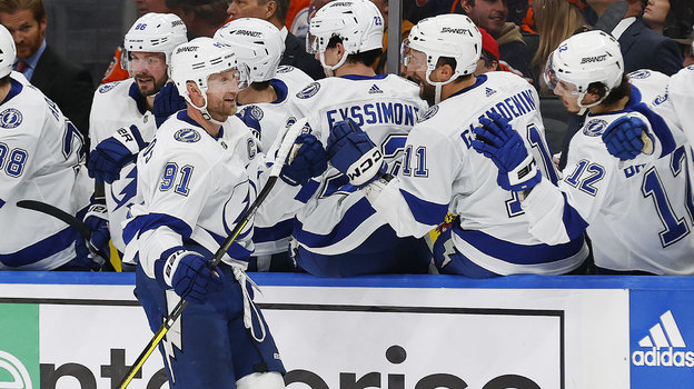 Стивен Стэмкос впервые в карьере забил четыре гола в матче регулярного чемпионата.