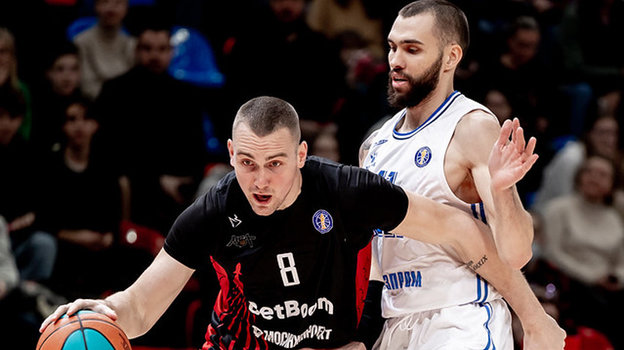 Глеб Голдырев и Георгий Жбанов. Баскетболисты Глеб Голдырев и Георгий Жбанов