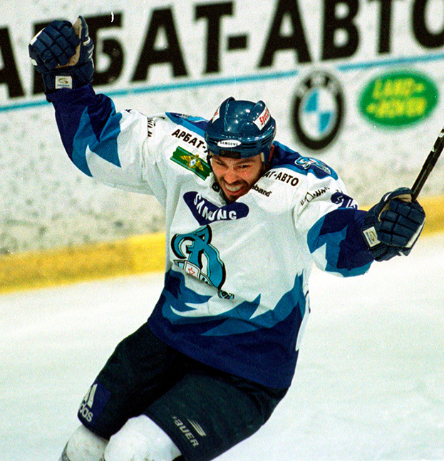 Алексей Кудашов — игрок «Динамо» в 2000 году.