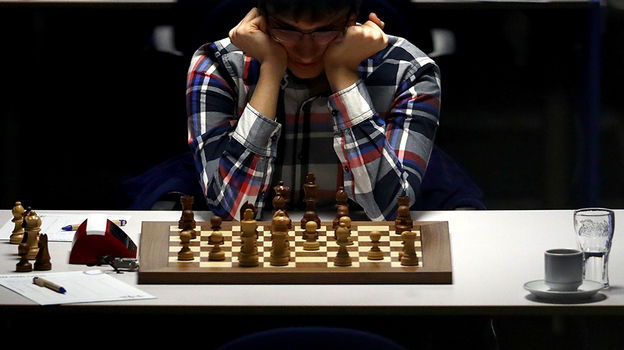 Алиреза Фируджа. Шахматист Алиреза Фируджа.