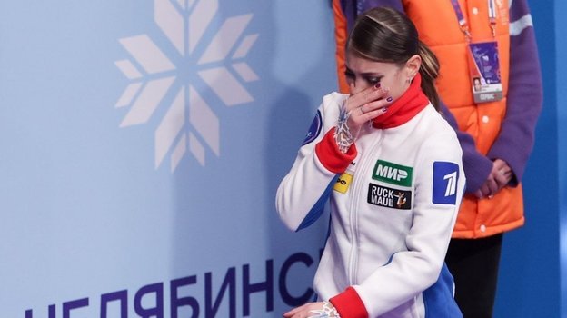 Алена Косторная расплакалась после оценок за короткую программу.