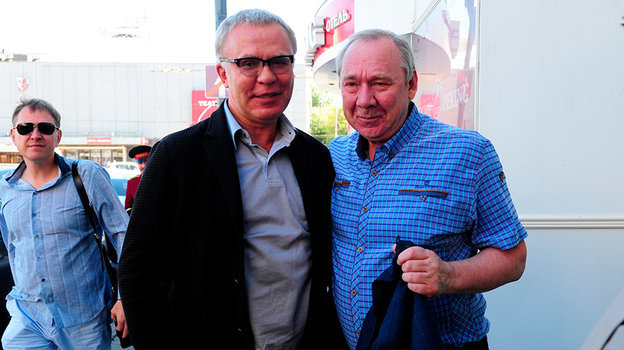 Вячеслав Фетисов и Олег Романцев.