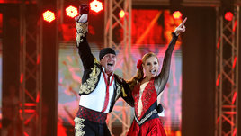 Роман Костомаров и Татьяна Навка повторяют прокат, который принес им олимпийское золото Турина-2006.