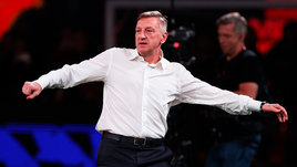 Тренер Дмитрий Кузнецов.