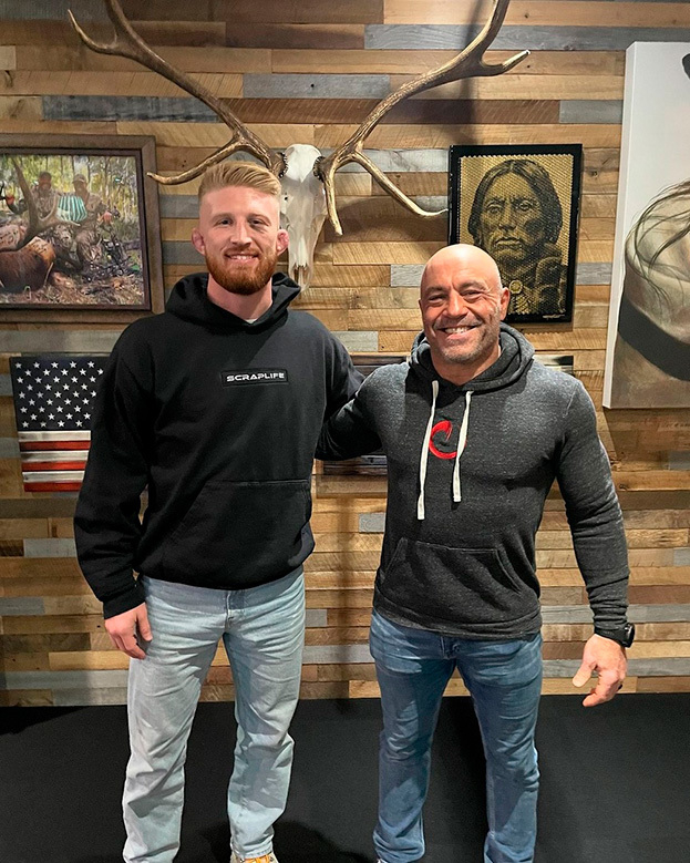 Бо Никаль и Джо Роган.