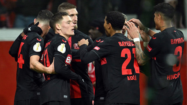 Футболисты «Байера». Футболисты «Байера»