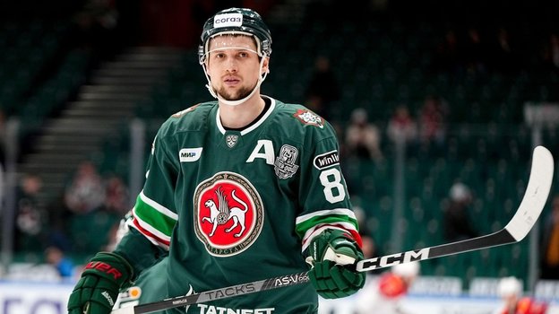 Вадим Шипачев. Хоккеист Вадим Шипачев.