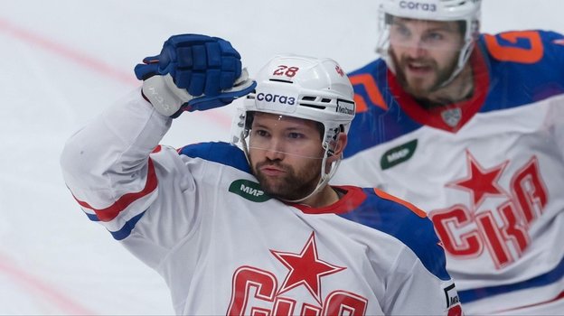 Сергей Толчинский. Хоккеист Сергей Толчинский.