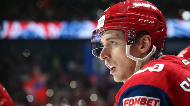 Максим Шалунов. Хоккеист Максим Шалунов.