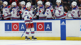 «Лучше не бывает». Хет-трик Панарина против Василевского и Кучерова