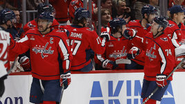 Кузнецов наконец-то забил, а Овечкин сделал два голевых паса. Но «Вашингтону» это не помогло