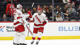 Супердебют Пономарева и красивое возвращение Орлова. Овечкин и «Вашингтон» не справились с «Каролиной»