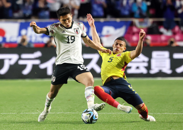 Кевин Кастаньо (справа).