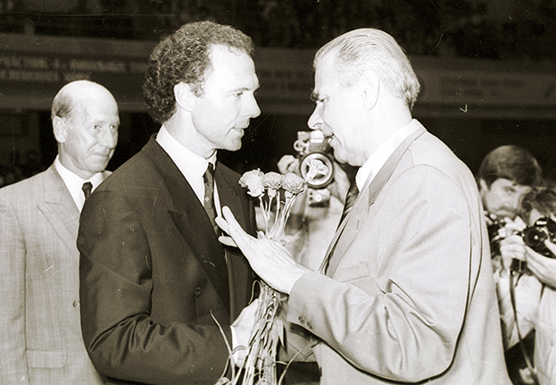 Франц Беккенбауэр и Лев Яшин.