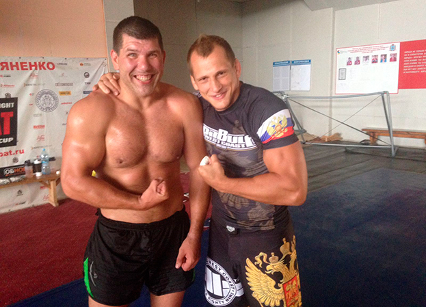 5-кратный чемпион мира по боевому самбо Сергей Храмов и 6-кратный чемпион мира Вячеслав Василевский.