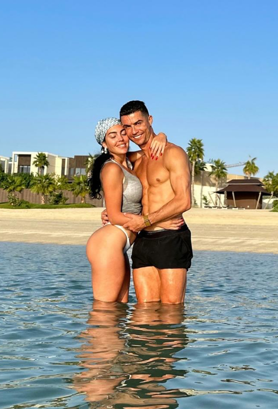 Джорджина и Криштиану Роналду.