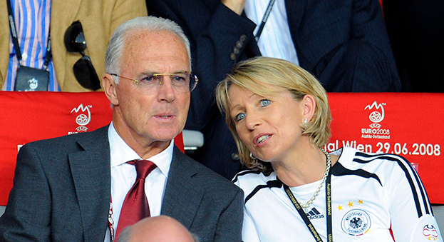 Франц Беккенбауэр с женой Хайди Бурместер.