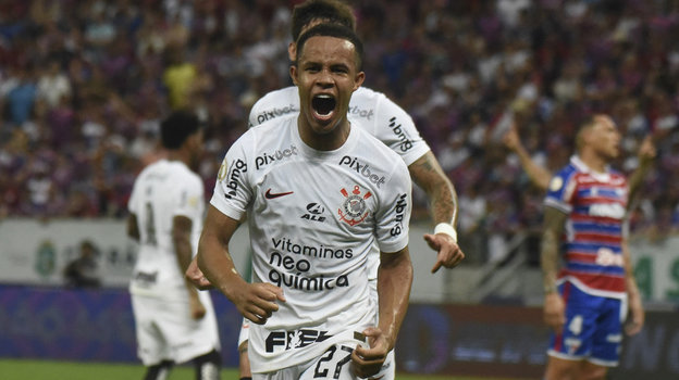 Педро. Футболист «Зенита» Педро