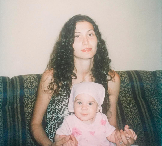 Этери Тутберидзе с маленькой Дианой Дэвис.