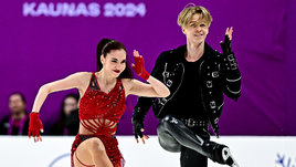 Фигуристы Диана Дэвис и Глеб Смолкин.