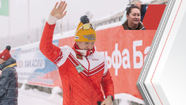 Лыжник Александр Большунов