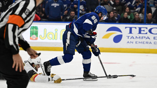 Никита Кучеров. Хоккеист Никита Кучеров